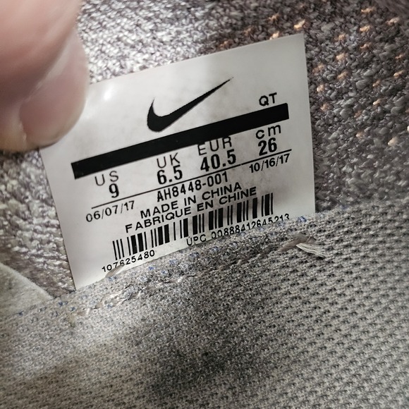 Nike Air VaporMax Flyknit Womens Sz 9 Camo Digi Atmosphere Grey AH8448-001 - Picture 10 of 10